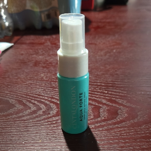 Cinta London Aqua Forte Setting Spray - Picture 1 of 2